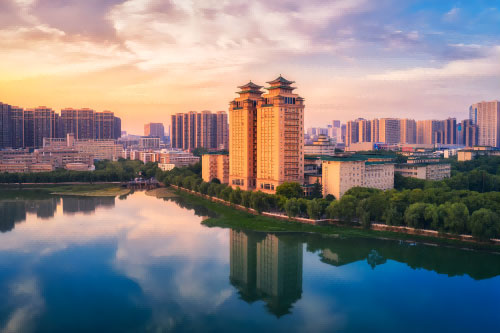 中南民族大学校园行